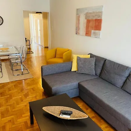 Cozy Apartment In Central Athens - Sleeps 6 Exterior foto